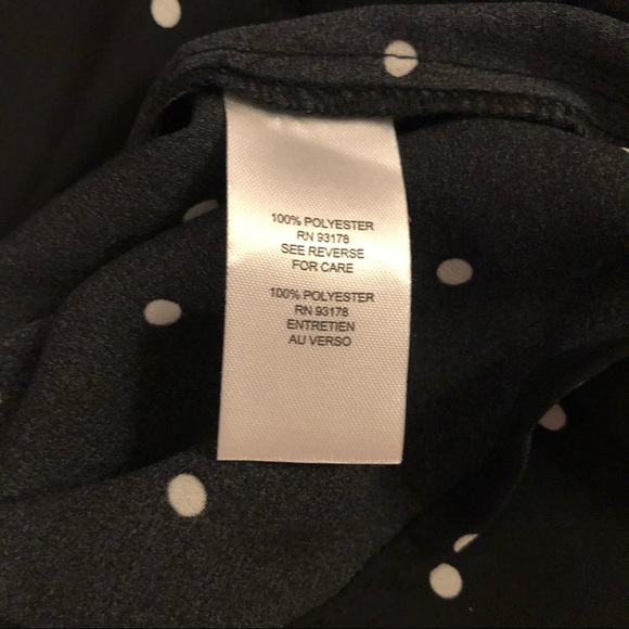 Tahari short sleeve top NWOT - Picture 7 of 7